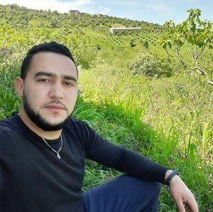 Meet your Posher, Farid